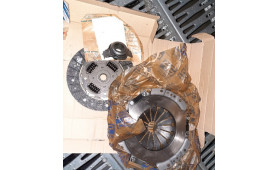 DELTA 1.6 TURBO CLUTCH KIT THEMA 2000